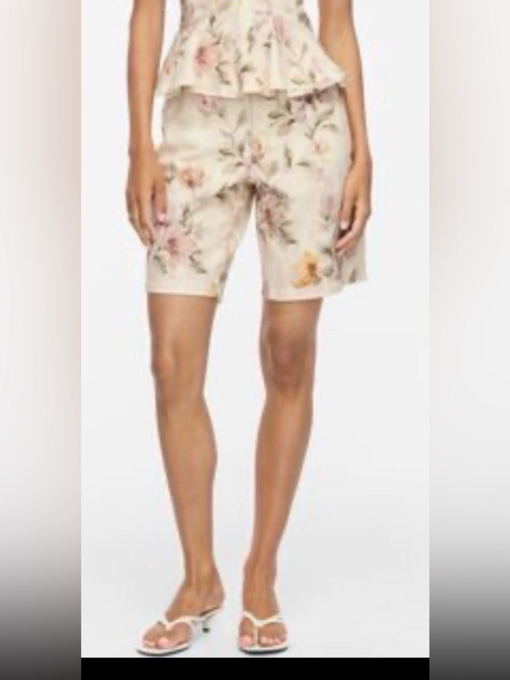 Democracy “AB Leisure Mold and Hold Jean Shorts -Brand New With Tags
